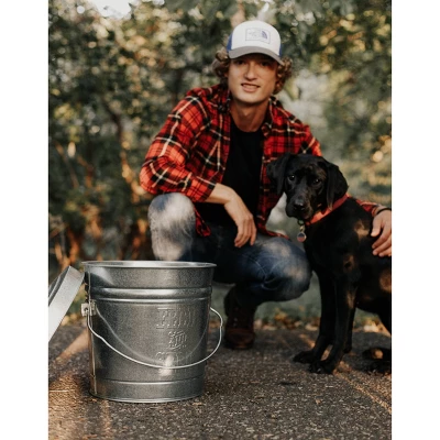 Behrens 6gal Embossed "Feed & Seed" Galvanized Steel Locking Lid Storage Can Silver - Image 2